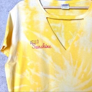 CityWildFlowerCo “Hello Sunshine” Short Sleeve Tee